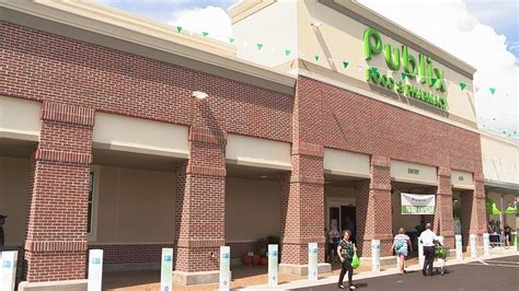 Publix hendersonville tn - Publix’s delivery, curbside pickup, and Publix Quick Picks item prices are higher than item prices in physical store locations. The prices of items ordered through Publix Quick Picks (expedited delivery via the Instacart Convenience virtual store) are higher than the Publix delivery and curbside pickup item prices. 